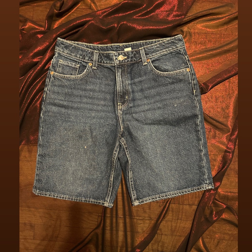 Jorts- denim shorts